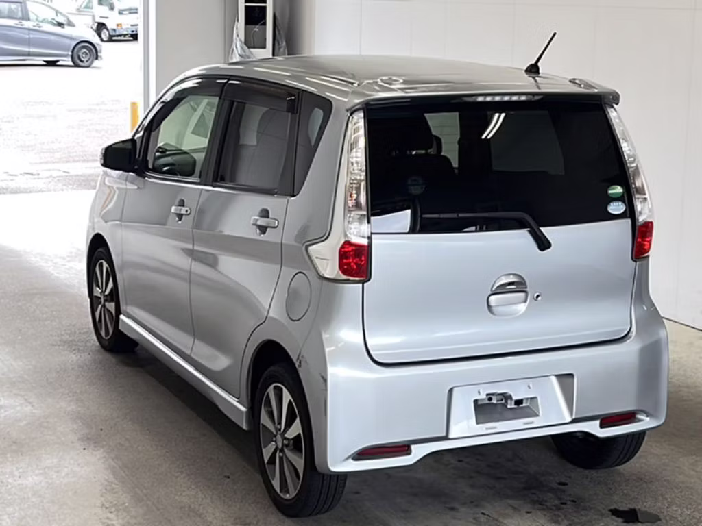 MITSUBISHI EK CUSTOM