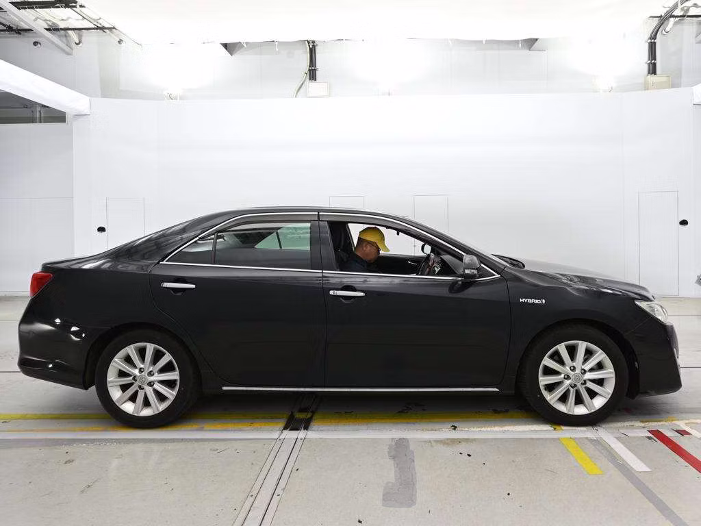TOYOTA CAMRY