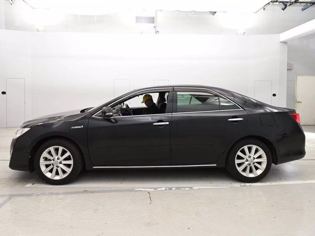 TOYOTA CAMRY
