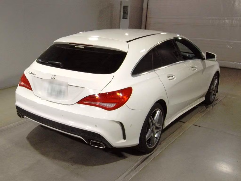 MERCEDES-BENZ CLA-CLASS