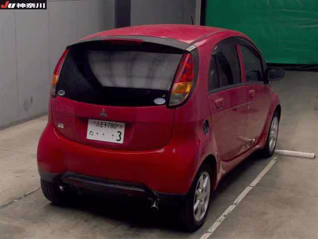 MITSUBISHI I
