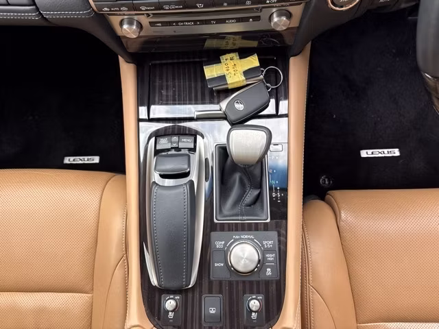 LEXUS LS460
