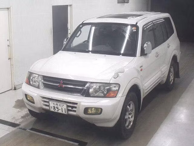 MITSUBISHI PAJERO