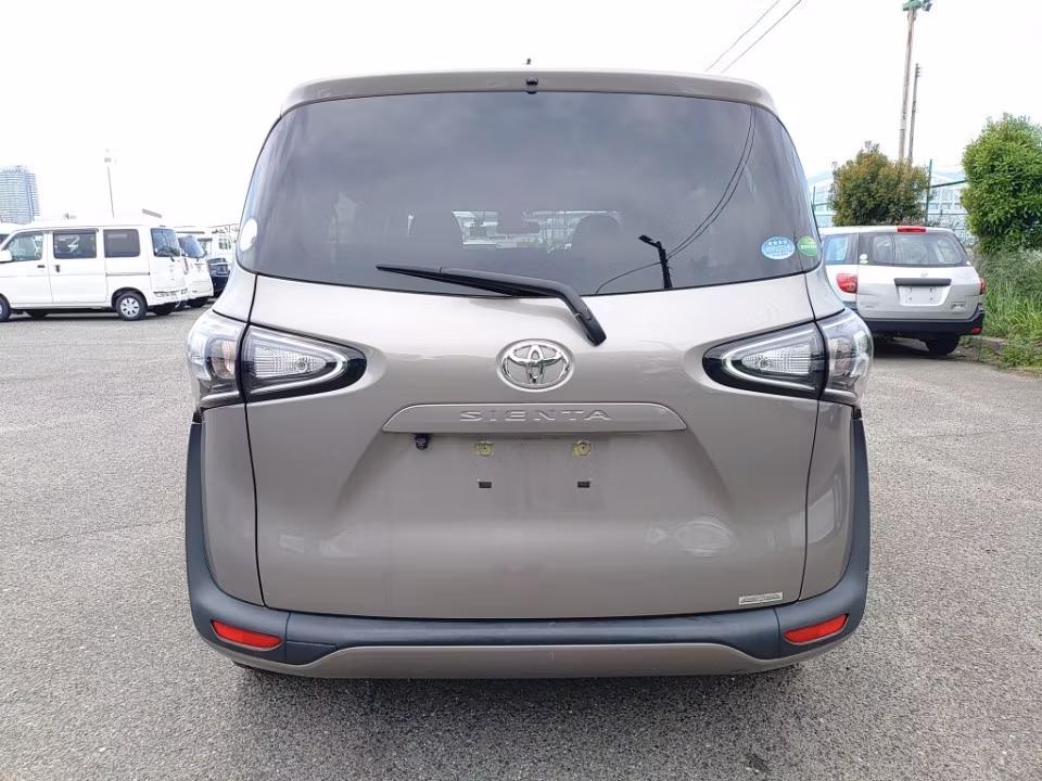 TOYOTA SIENTA