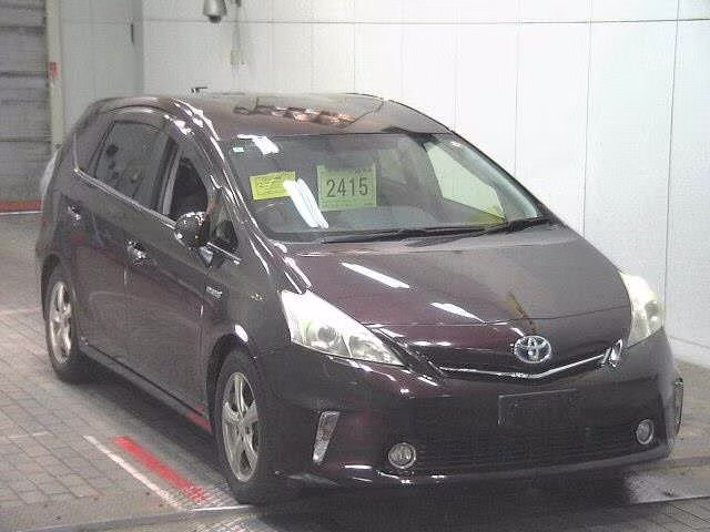 TOYOTA PRIUS ALPHA
