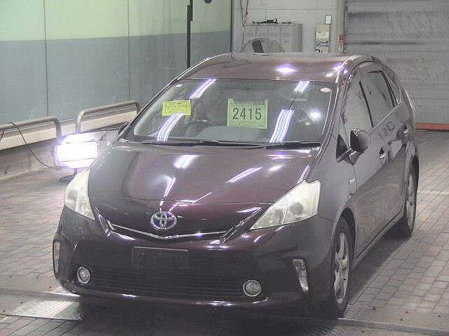 TOYOTA PRIUS ALPHA