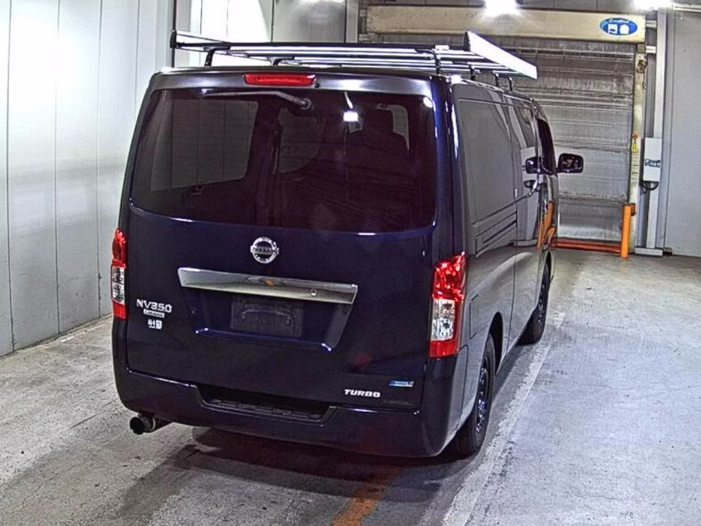 NISSAN NV350 CARAVAN