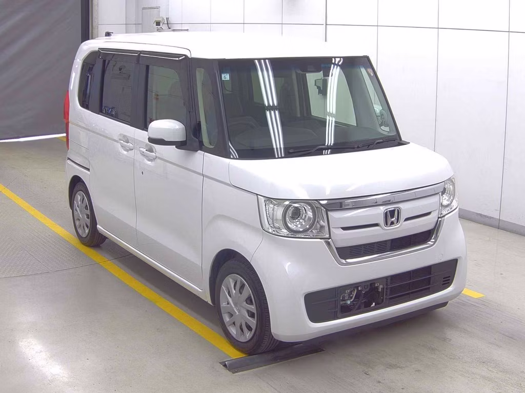 HONDA N-BOX