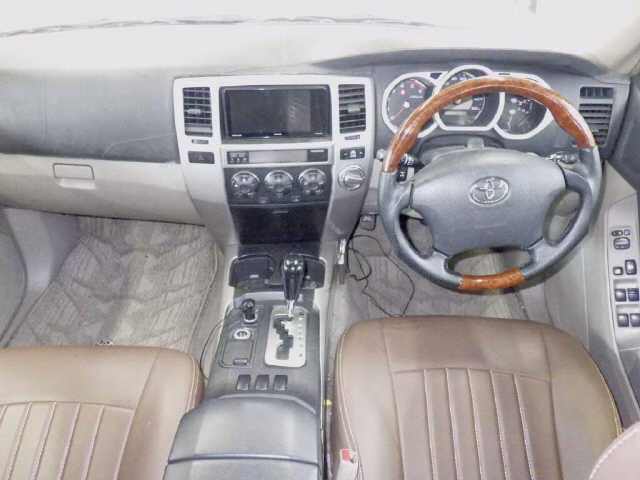 TOYOTA HILUX SURF