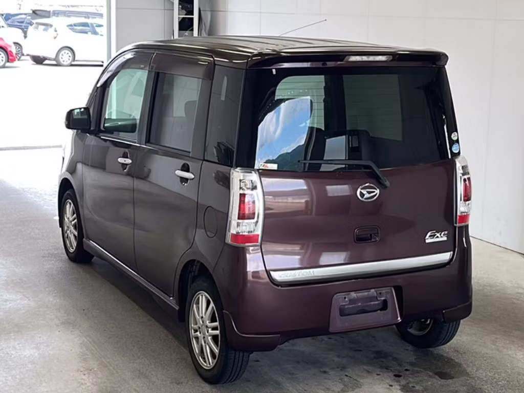 DAIHATSU TANTO EXE