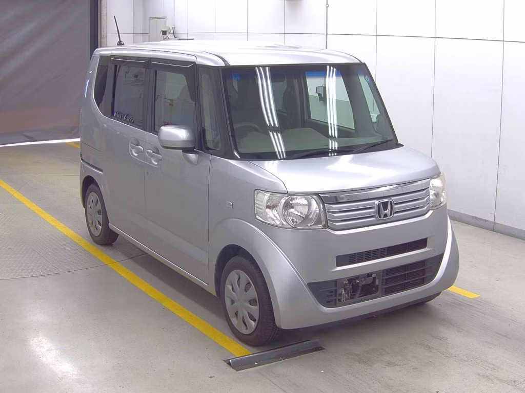 HONDA N-BOX
