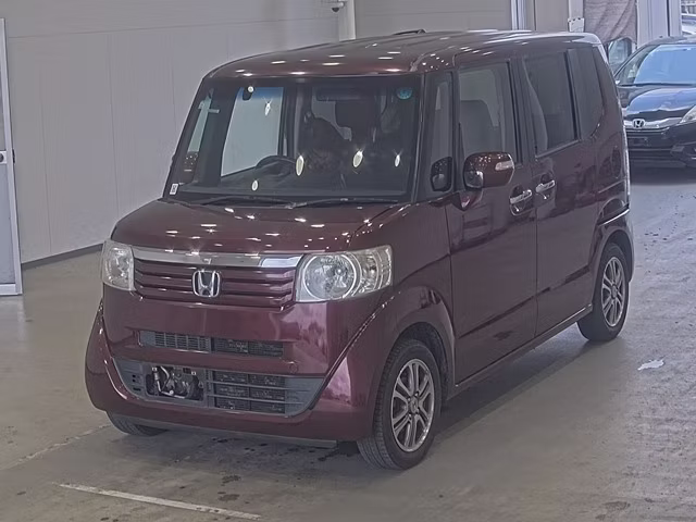 HONDA N-BOX