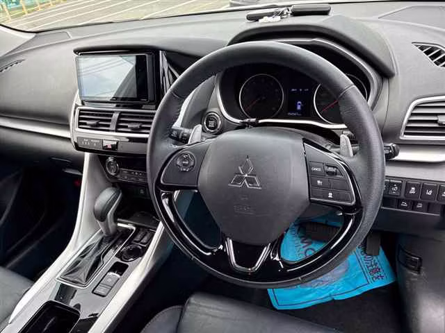 MITSUBISHI ECLIPSE CROSS