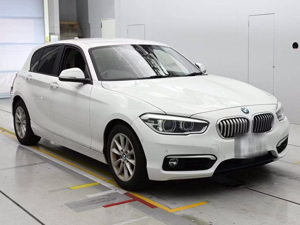 BMW 1-SERIES