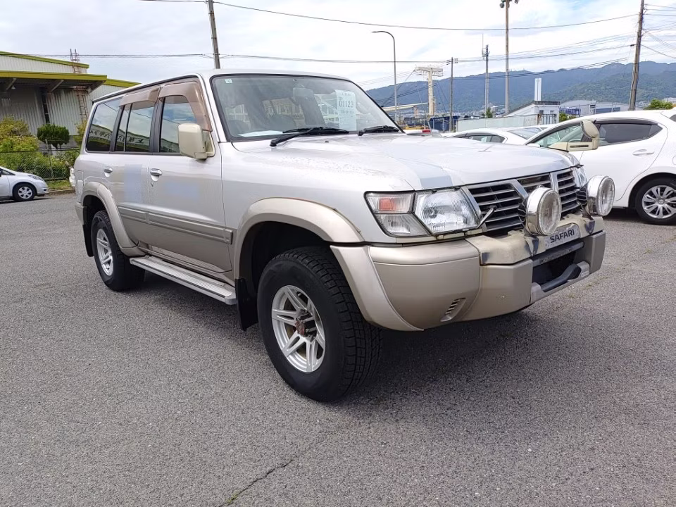 NISSAN SAFARI