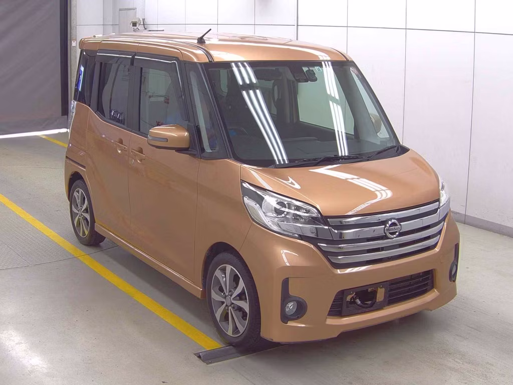 NISSAN DAYZ ROOX
