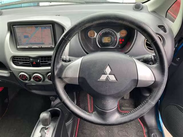 MITSUBISHI I