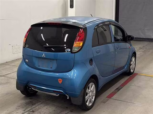 MITSUBISHI I