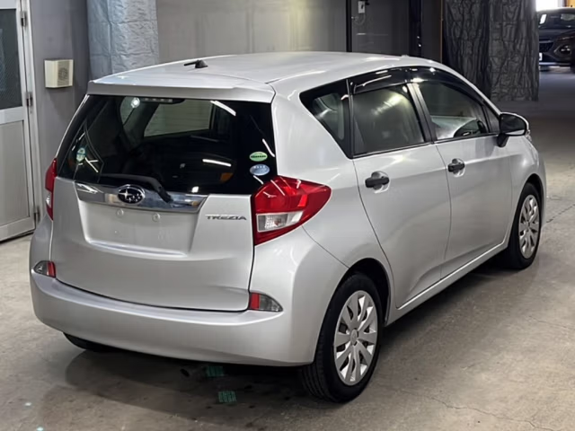 SUBARU TREZIA