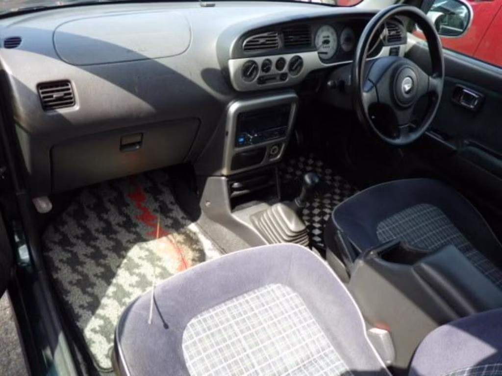 DAIHATSU MIRA GINO