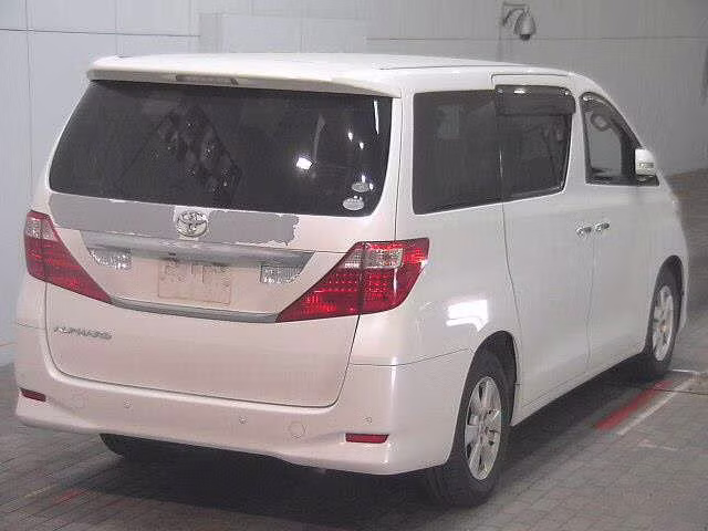 TOYOTA ALPHARD