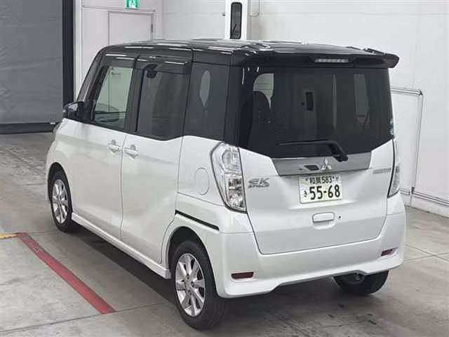 MITSUBISHI EK SPACE