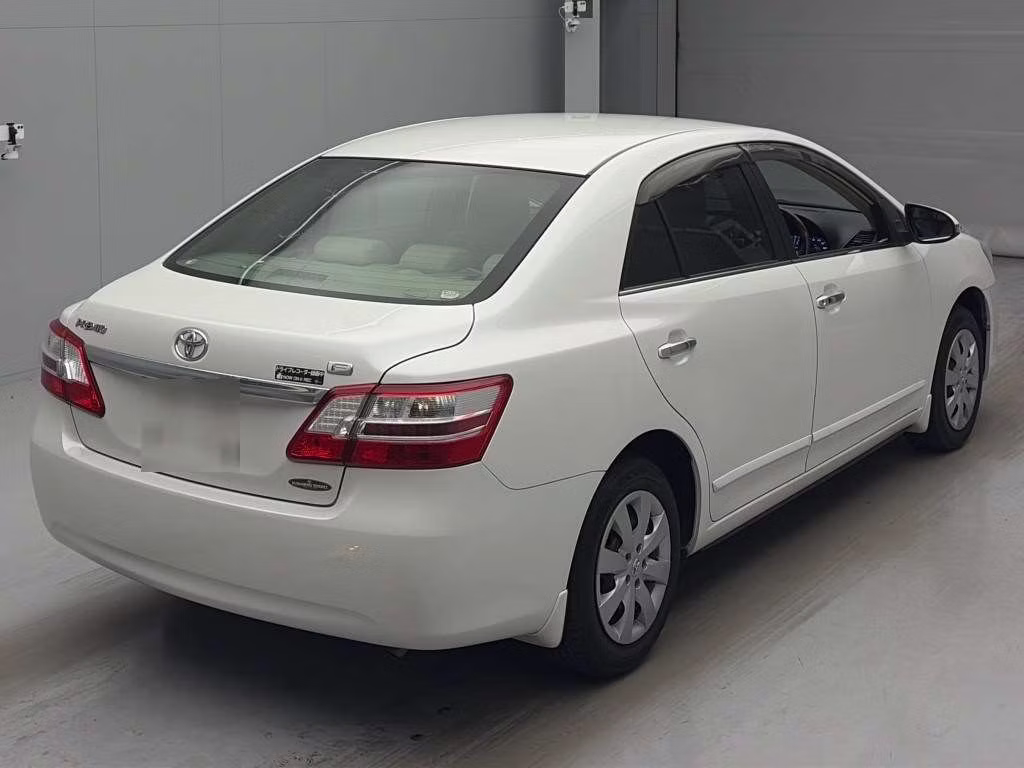 TOYOTA PREMIO