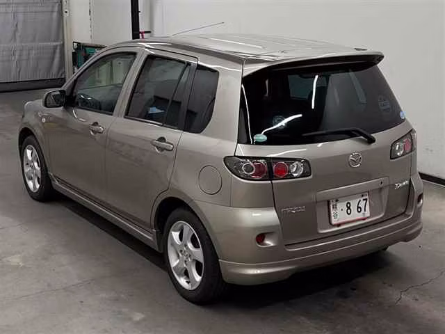 MAZDA DEMIO