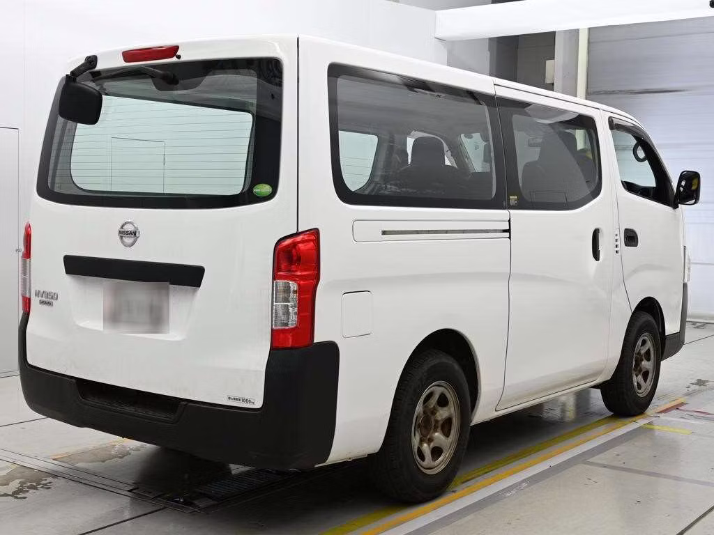 NISSAN NV350 CARAVAN