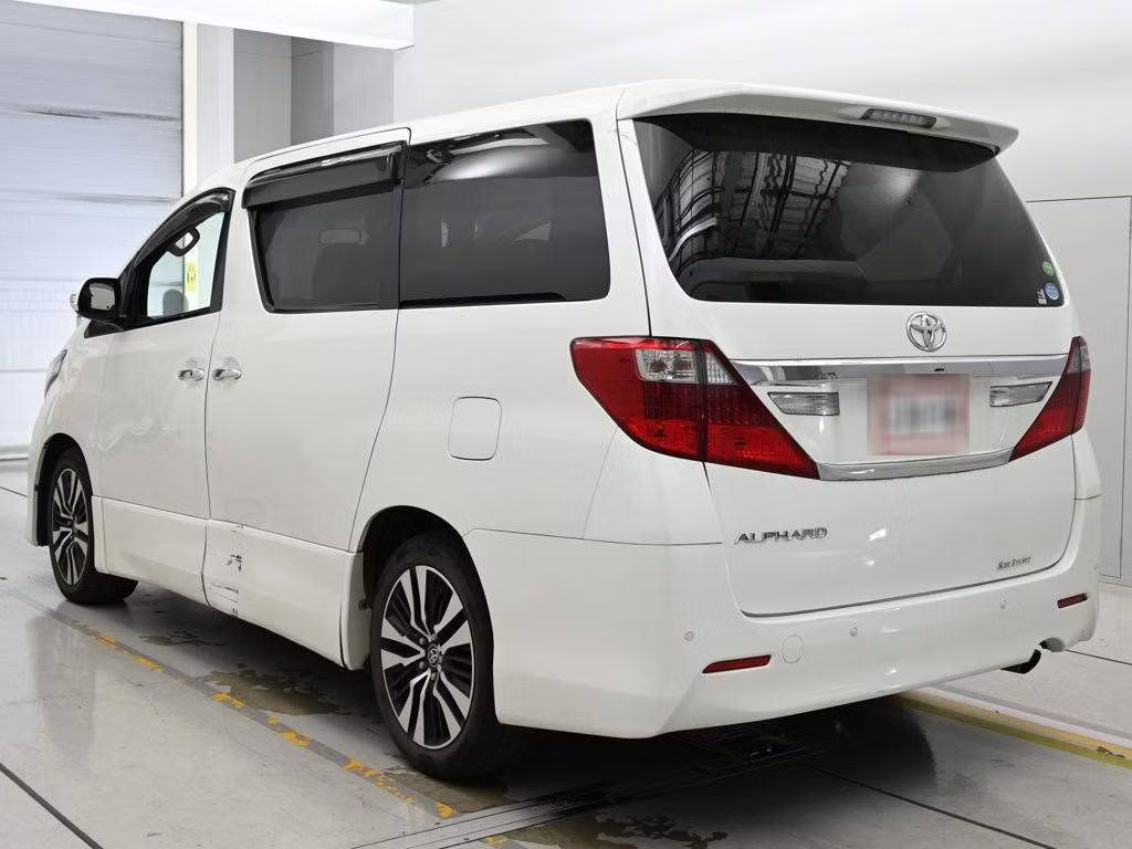 TOYOTA ALPHARD