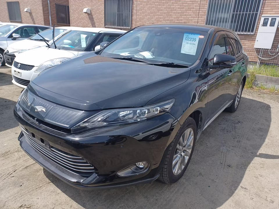 TOYOTA HARRIER