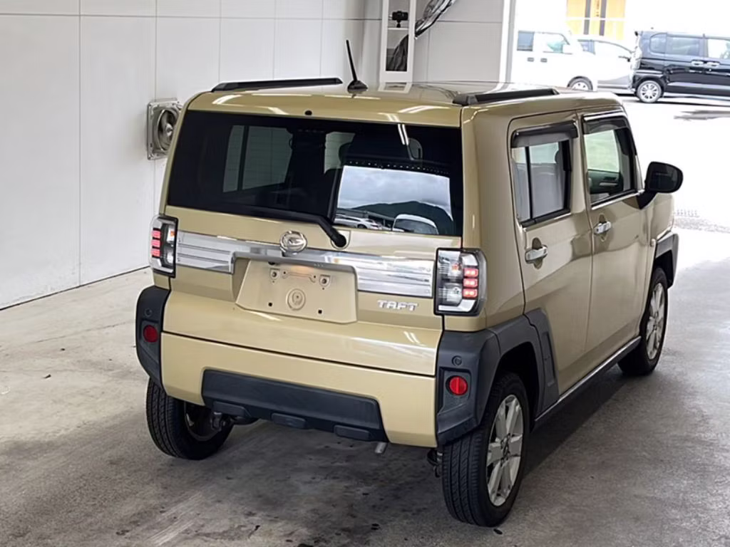 DAIHATSU TAFT