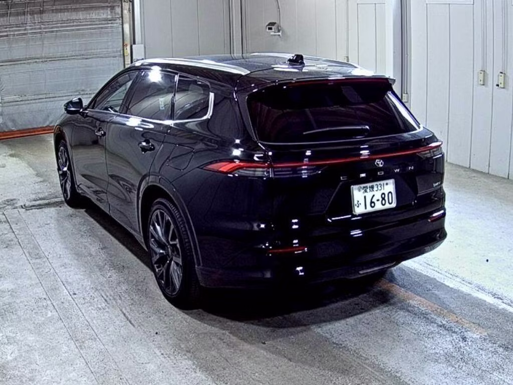 TOYOTA CROWN