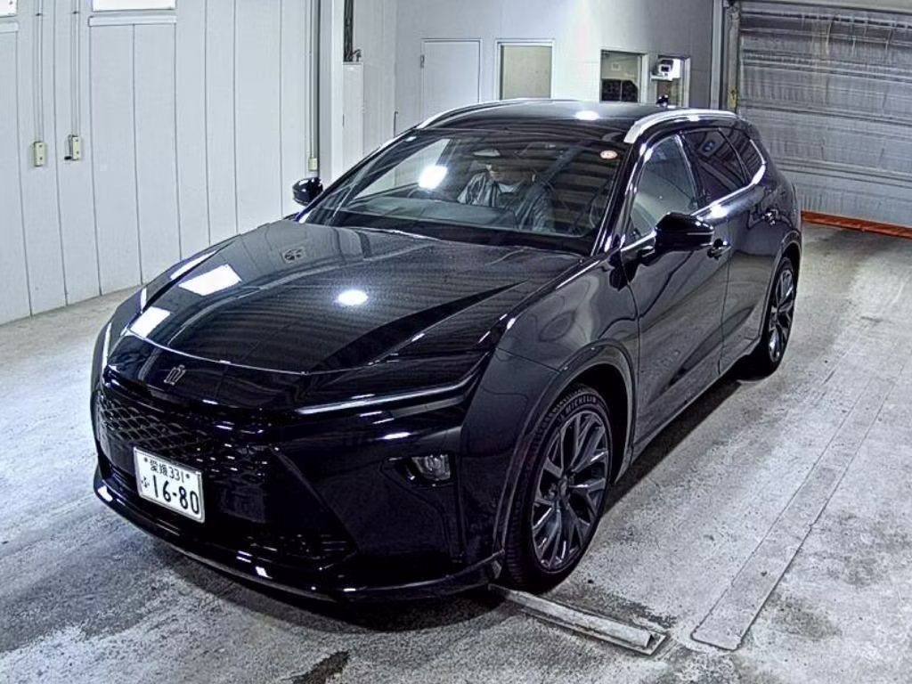TOYOTA CROWN