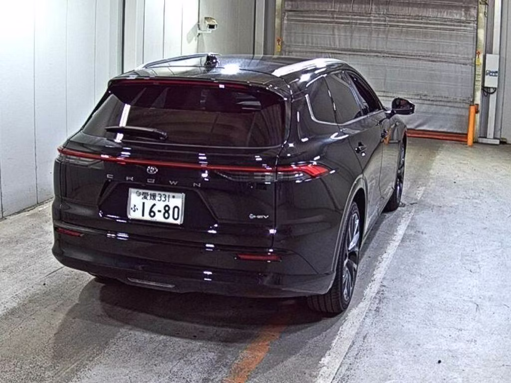 TOYOTA CROWN