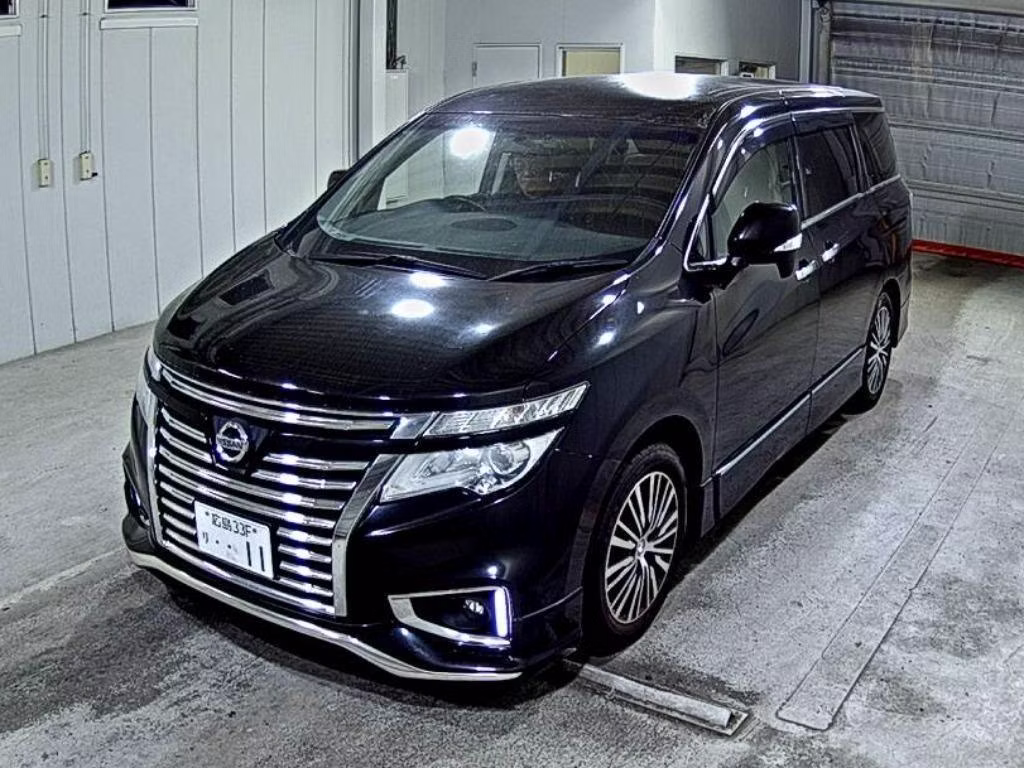 NISSAN ELGRAND