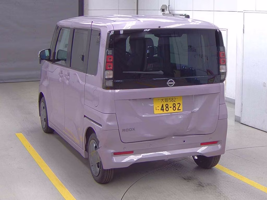 NISSAN ROOX