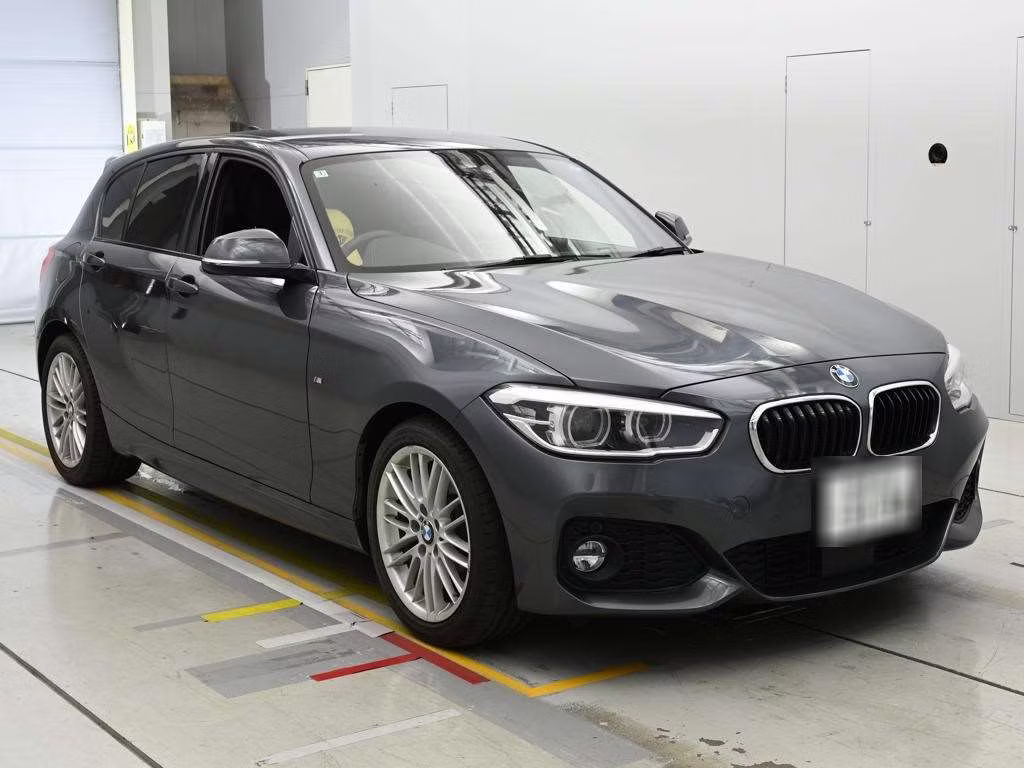 BMW 1-SERIES