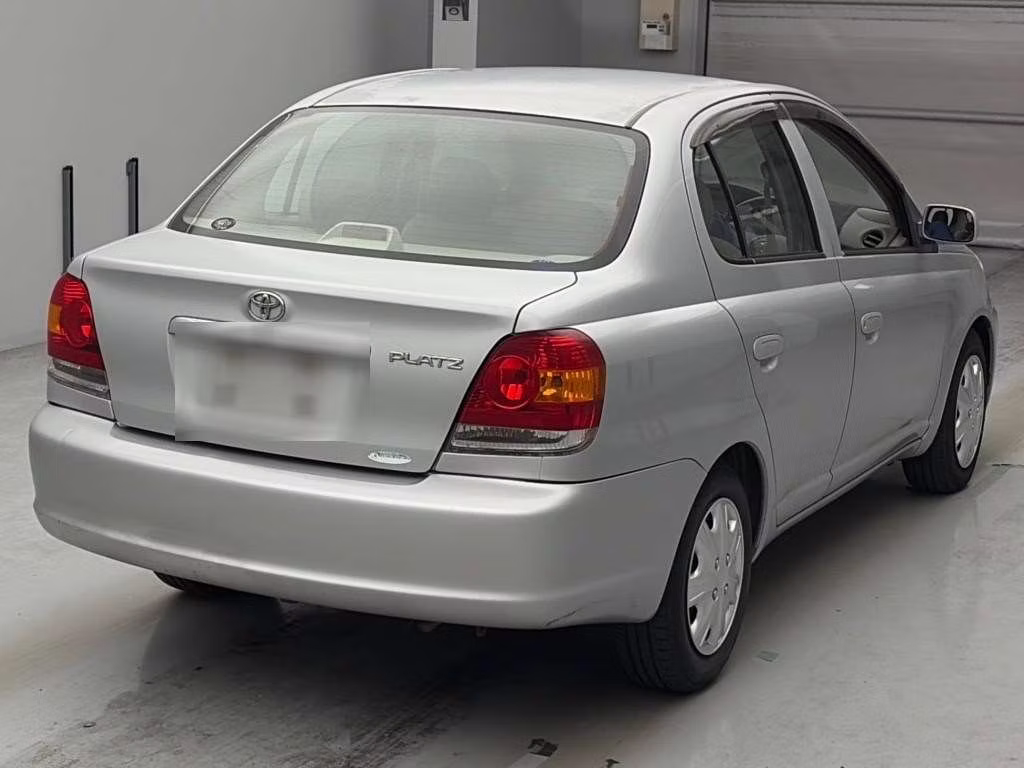 TOYOTA PLATZ