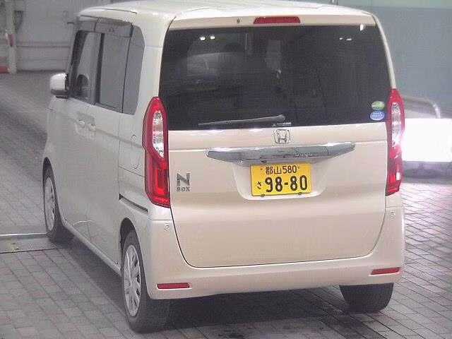 HONDA N-BOX