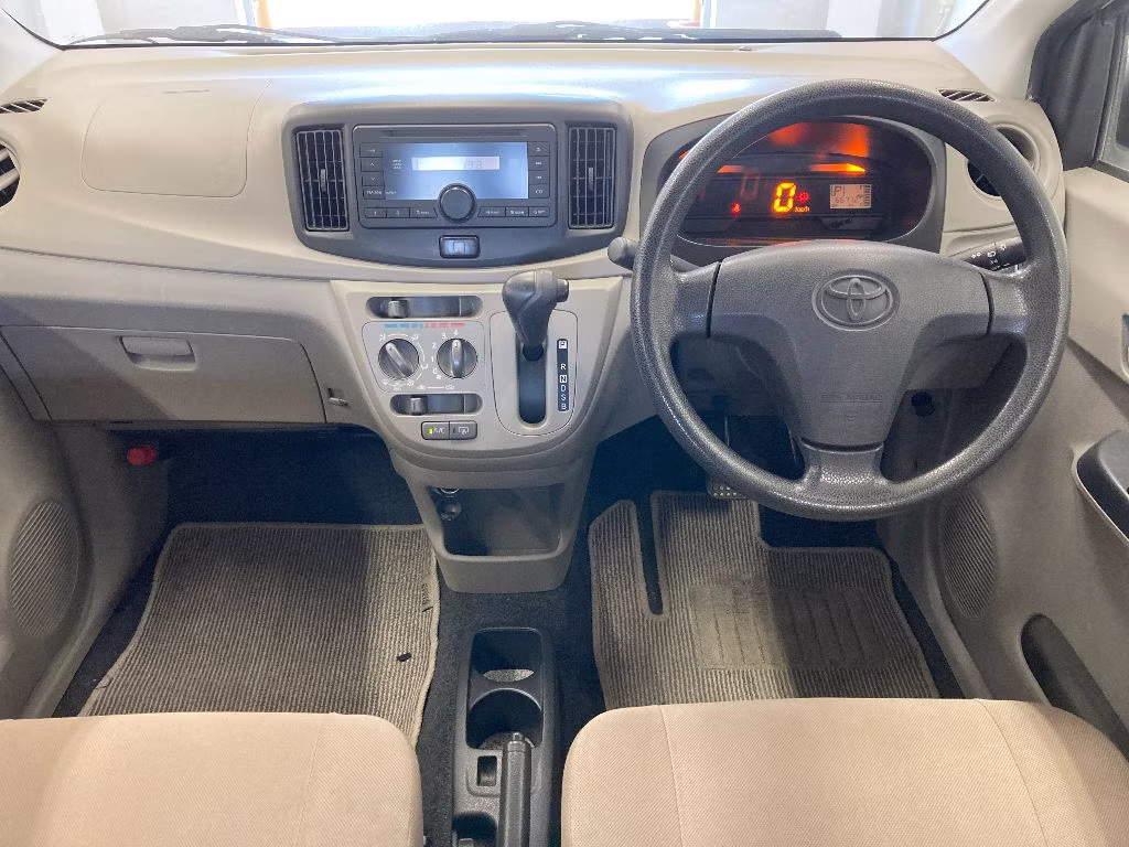 TOYOTA PIXIS EPOCH