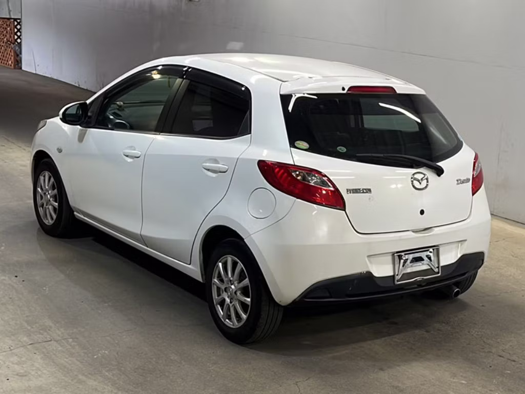 MAZDA DEMIO