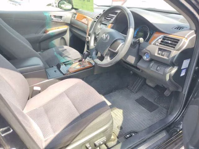 TOYOTA CAMRY
