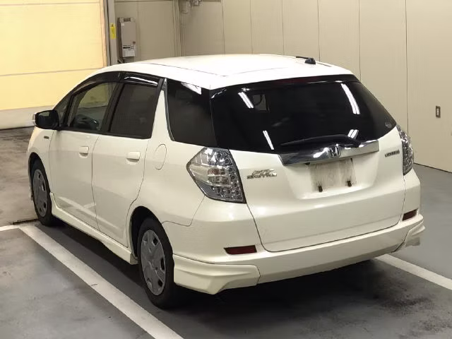 HONDA FIT SHUTTLE