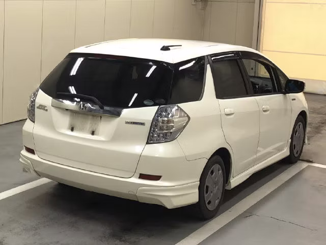 HONDA FIT SHUTTLE