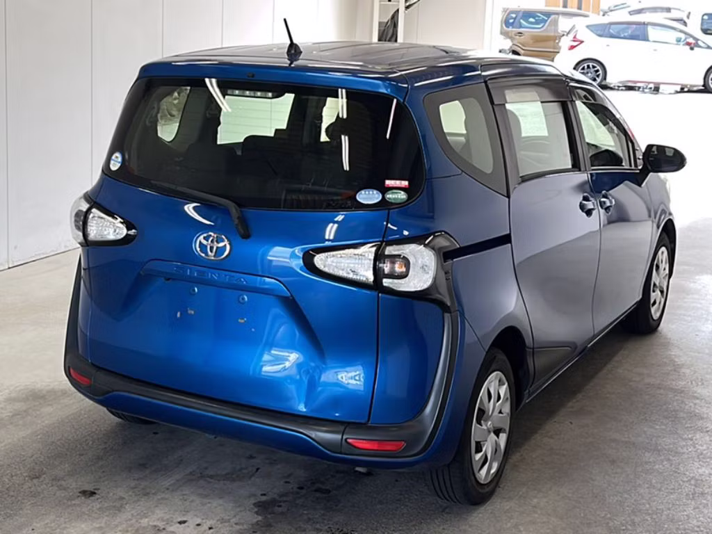 TOYOTA SIENTA