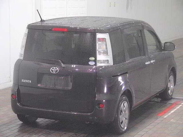 TOYOTA SIENTA