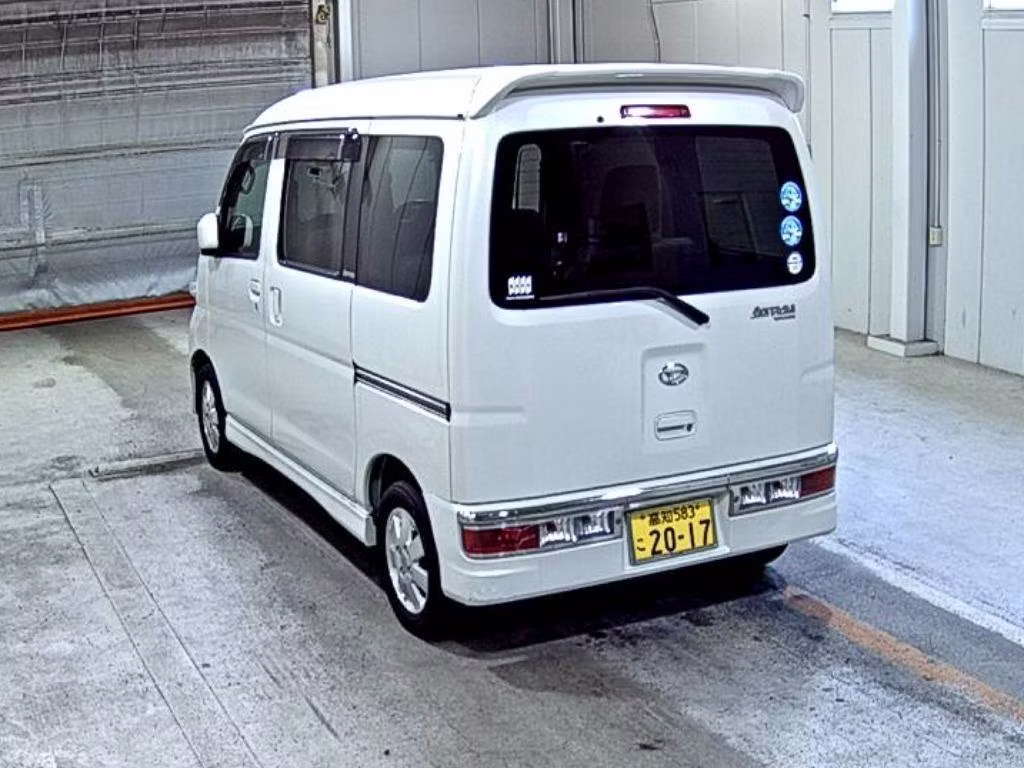 DAIHATSU ATRAI