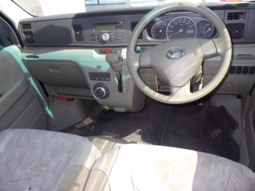 DAIHATSU ATRAI