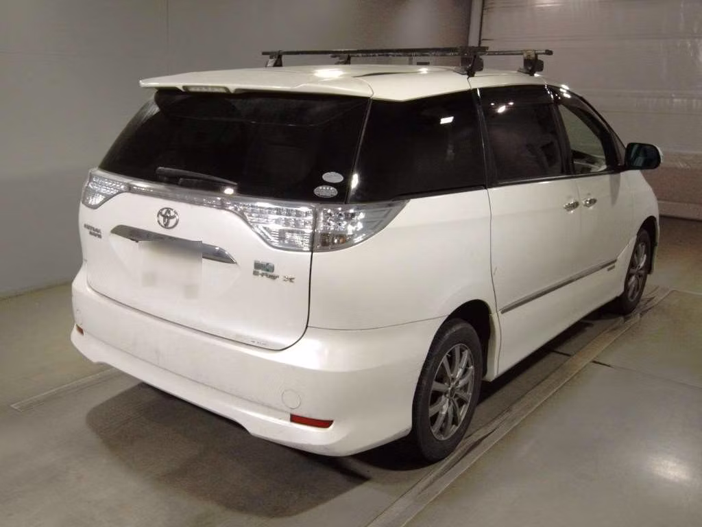 TOYOTA ESTIMA